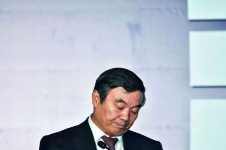 國開行原董事長胡懷邦被判無期徒刑，受賄8552萬余元