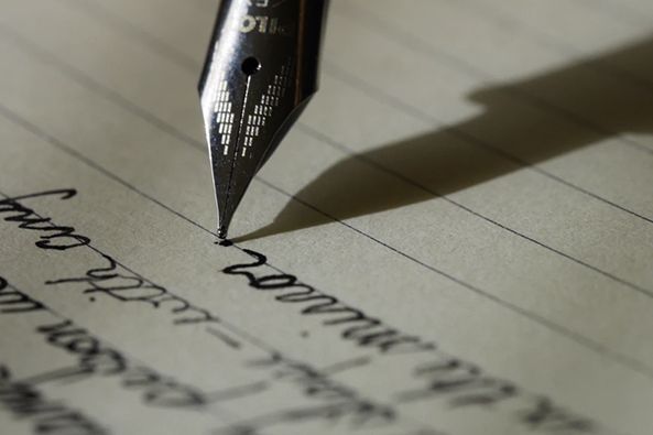 3.7萬份圖紙換3.82億賠償：創世紀（300083）子公司股權凍結案深度解析——從最高法判決看技術秘密侵權與股權執行的生死時速