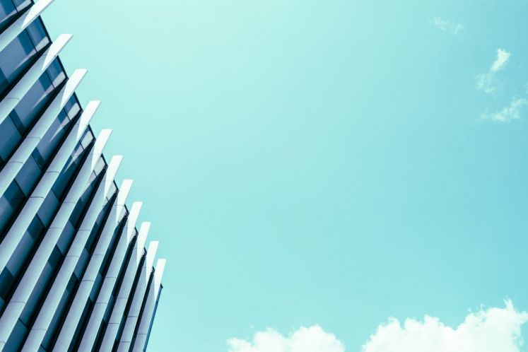 千億帝國的崩塌與重構：從杉杉集團破產重整案看企業(yè)控制權、債權人博弈與投資人策略