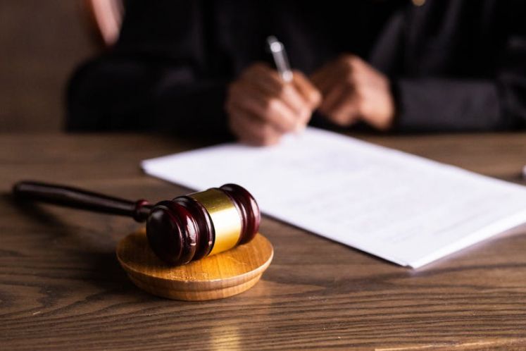 倒在2026門口的AI獨角獸：深度解剖AI創業公司融資失敗的法律病灶與生存法則